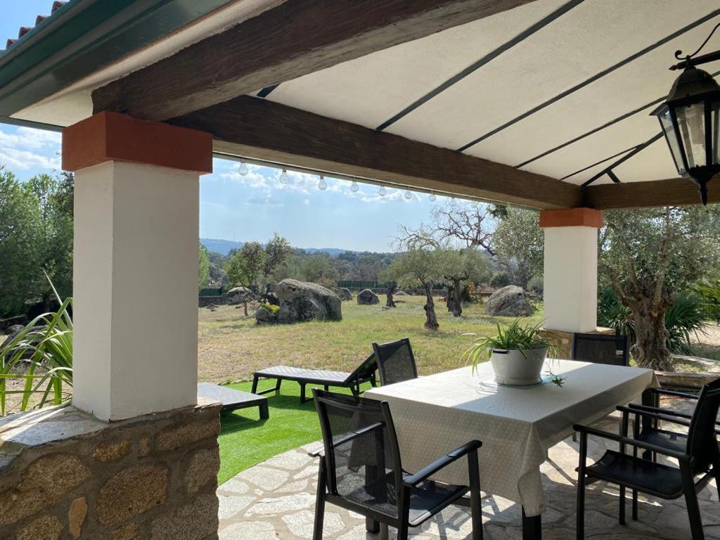 Villa Lidenex Guijo de Granadilla Exterior foto